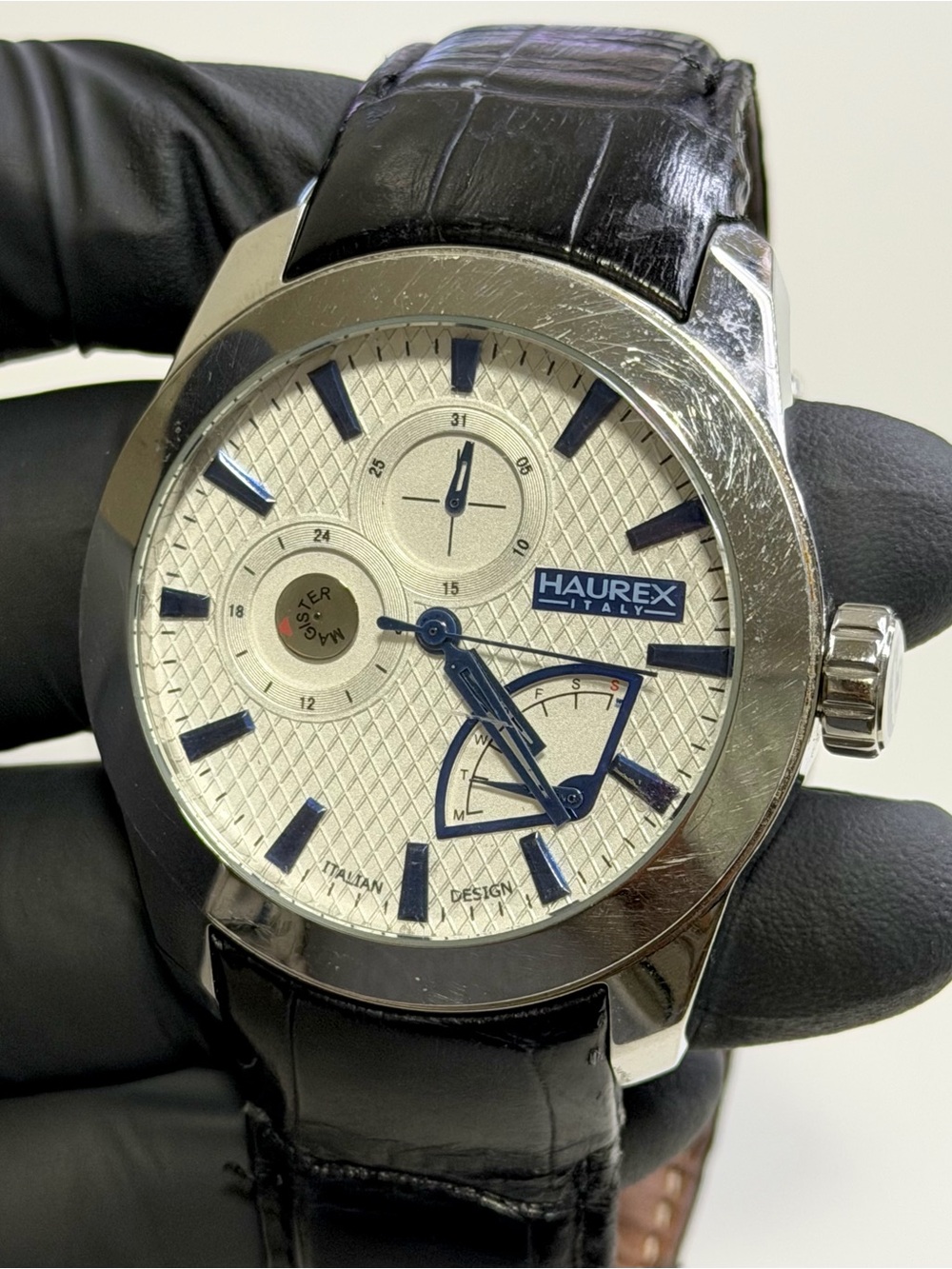 Haurex Italy Magister 1A356USS Calendar White Dial Silver-Tone 44mm Watch